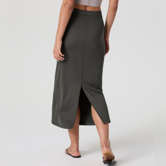 Vuori Halo Column Skirt - Picture 3 of 4